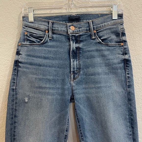 Mother The Midrise Dazzler Ankle Fray in Going in Circles - Size 28 - Picture 5 of 9